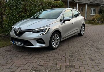 Renault Clio 39.800 km 13.600 &euro; Geesthacht 21502