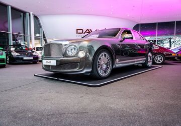 Bentley Mulsanne 83.067 km 98.900 &euro; Hamburg 22047