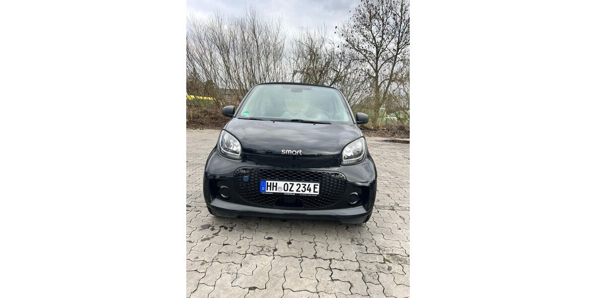 Smart ForTwo 9.900 km 14.161 &euro; Hamburg 21109