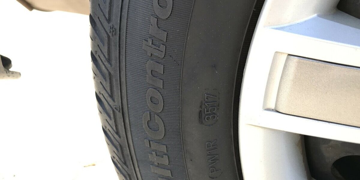 Nissan Almera Tino Luxury 189.500 km 1.999 &euro; Hamburg 22339