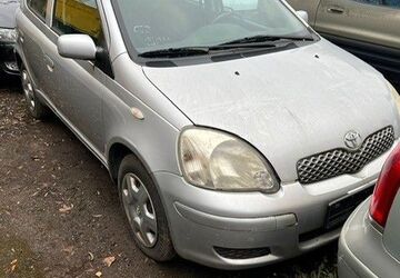 Toyota Yaris 99.000 km 1.850 &euro; Hamburg 22113