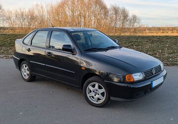 VW Polo 118.000 km 699 &euro; Drage 21423