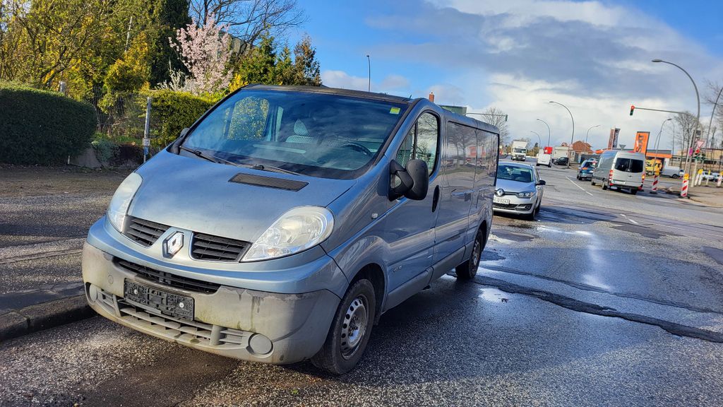 Renault Trafic 167.456 km 2.640 &euro; Hamburg 20539