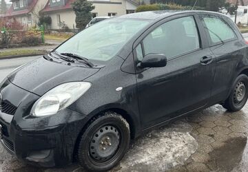 Toyota Yaris 208.000 km 1.500 &euro; Stelle 21435