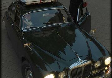 Jaguar Daimler 75.798 km 39.450 &euro; Hamburg 22587