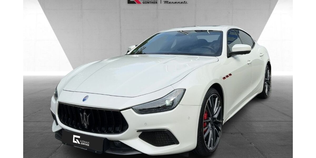 Maserati Ghibli 39.012 km 79.900 &euro; Hamburg 20537