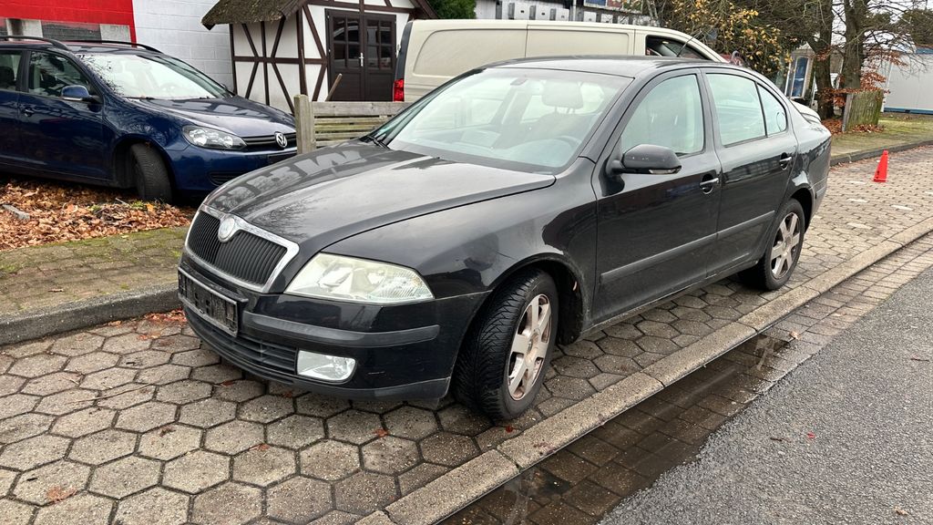 Skoda Octavia 314.000 km 2.800 &euro; Winsen/Luhe 21423