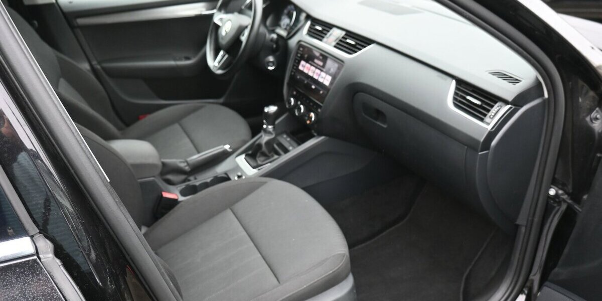 Skoda Octavia 1.5 TSI Combi *Style* Navi LED ACC 17Alu 169.000 km 12.900 &euro; Seevetal - Hittfeld 21218