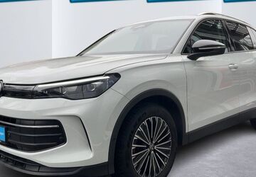 VW Tiguan 15.450 km 39.900 &euro; Hamburg 22111