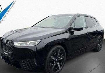 BMW iX 41.489 km 41.850 &euro; Hamburg 21073