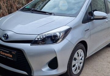 Toyota Yaris 32.000 km 10.950 &euro; Hamburg 21073