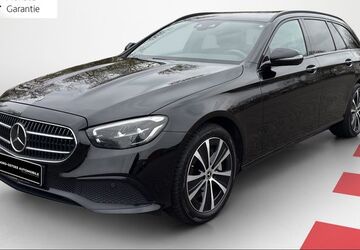 Mercedes-Benz E 300 76.342 km 28.890 &euro; Hamburg-Elbe 22609