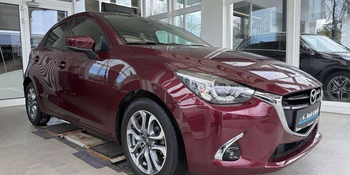 Mazda 2 66.417 km 13.950 &euro; Hamburg 22761