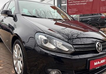 VW Golf 105.848 km 8.900 &euro; Hamburg 22043