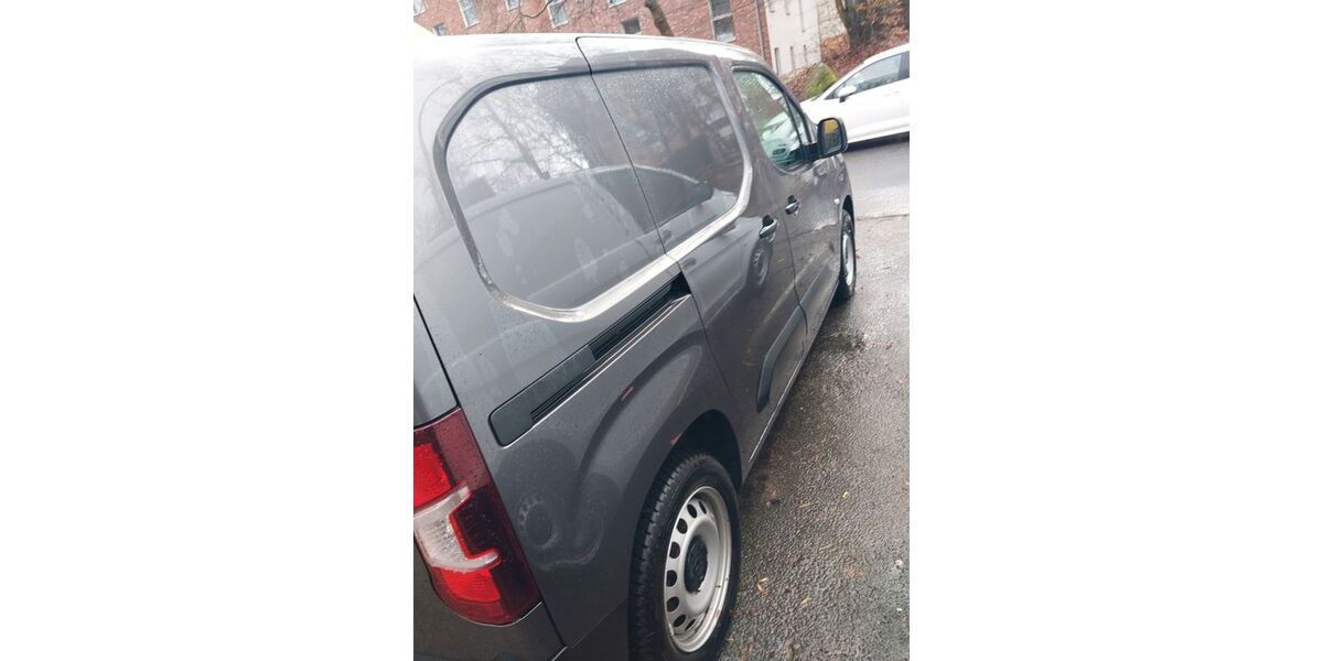 Toyota Proace City 65.000 km 16.000 &euro; Hamburg 22523