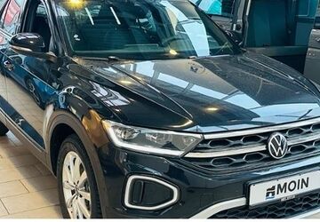 VW T-Roc 1.100 km 45.930 &euro; Hamburg 22047