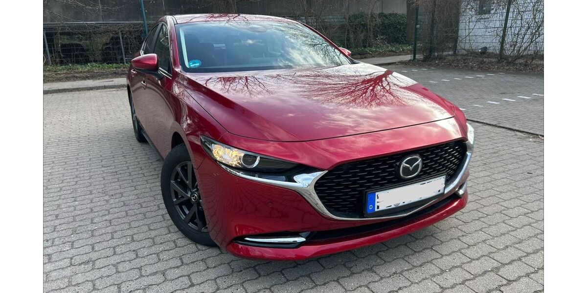 Mazda 3 21.391 km 21.900 &euro; Pinneberg 25421
