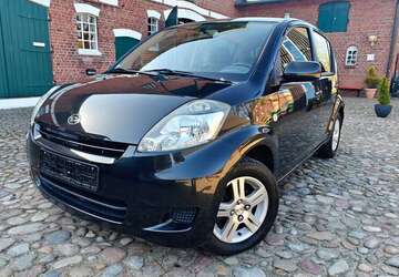 Daihatsu Sirion 121.800 km 3.499 &euro; Norderstedt 22844