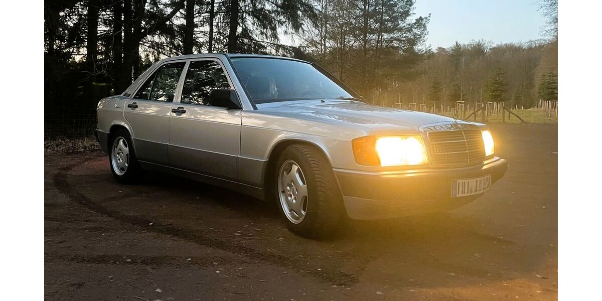 Mercedes-Benz 190 114.000 km 5.950 &euro; Hamburg 21031