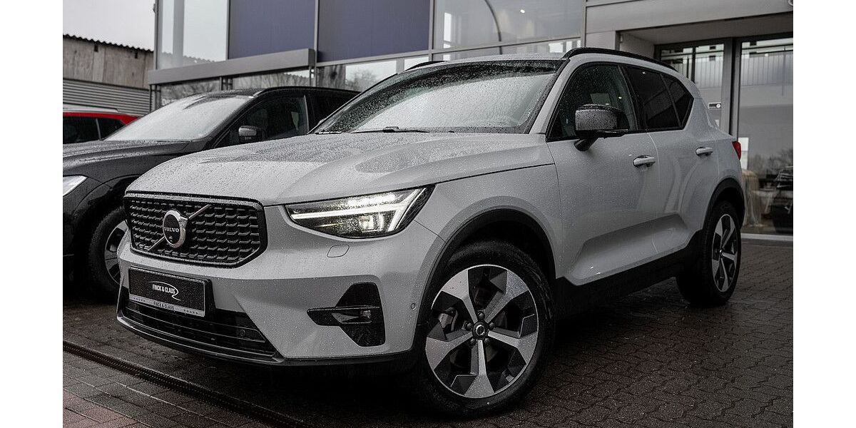Volvo XC40 15.000 km 38.890 &euro; Pinneberg 25421
