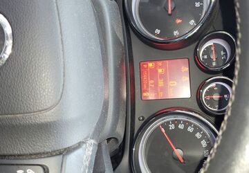 Opel Zafira Tourer 154.420 km 9.600 &euro; Appel 21279