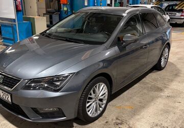 Seat Leon 114.736 km 14.100 &euro; Hamburg 22339