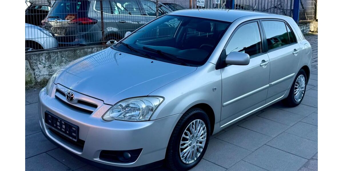 Toyota Corolla 134.000 km 3.990 &euro; Hamburg 20097