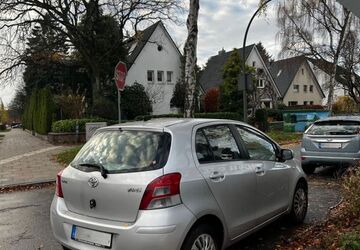 Toyota Yaris 133.258 km 3.599 &euro; Hamburg 22041