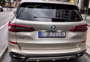 BMW X5 M50 225.000 km 45.000 &euro; Hamburg 21075