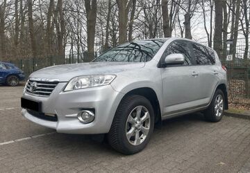 Toyota RAV 4 92.000 km 12.999 &euro; Hamburg 22145